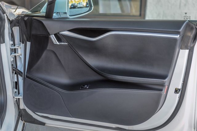 2016 Tesla Model S S 90D - PANO ROOF - NAV - BLUETOOTH - LOW MILES - GORGEOUS - 22233280 - 50