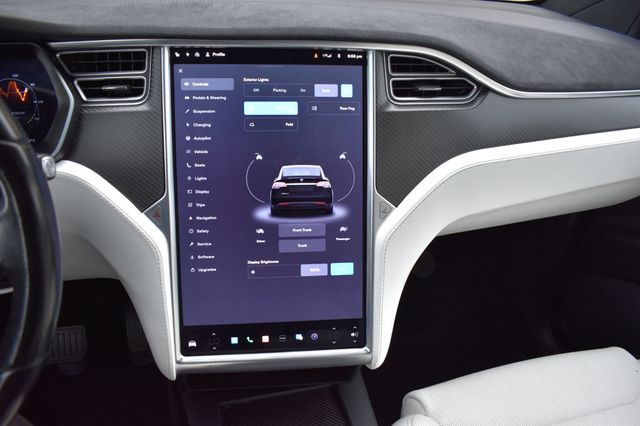 2016 Tesla Model X AWD 4dr 75D - 23019855 - 40