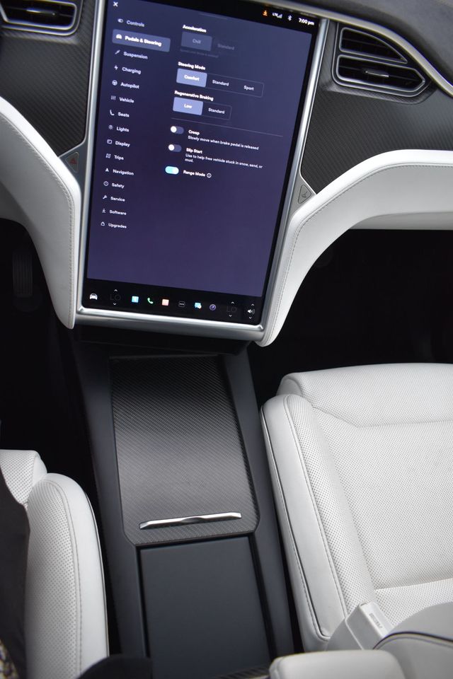 2016 Tesla Model X AWD 4dr 75D - 23019855 - 45