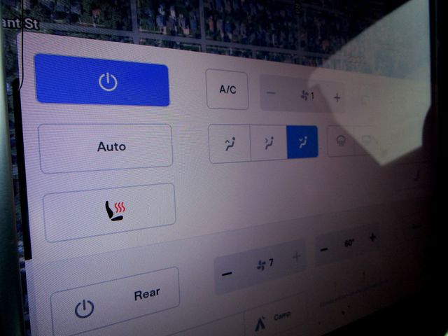 2016 Tesla Model X AWD 4dr 75D - 23015933 - 34