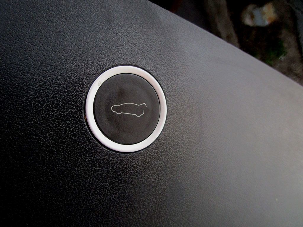 2016 Tesla Model X AWD 4dr 75D - 23015933 - 39