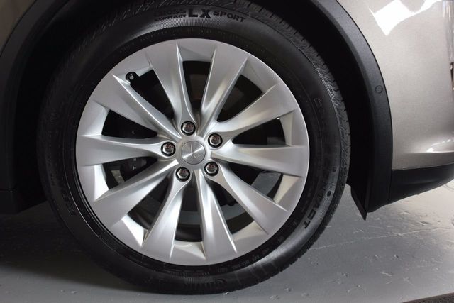 2016 Tesla Model X AWD 4dr 75D - 16875812 - 16