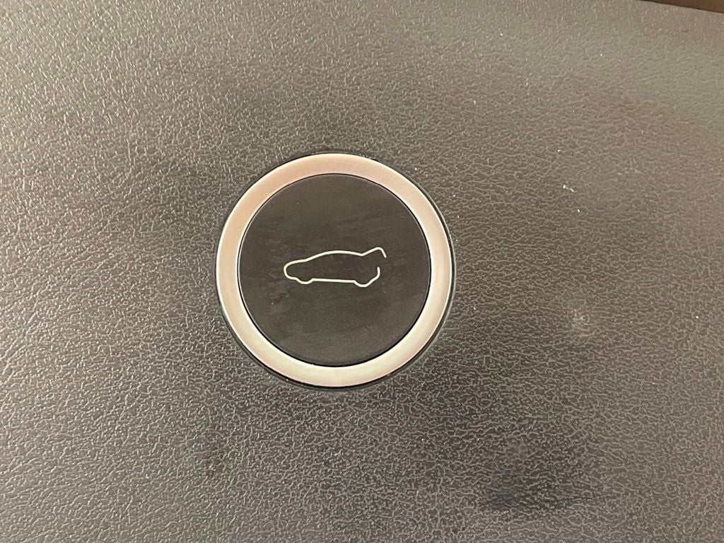 2016 Tesla Model X AWD 4dr 90D - 23013814 - 17