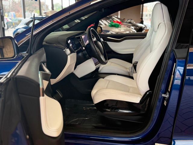 2016 Tesla Model X AWD 4dr 90D - 23018427 - 11