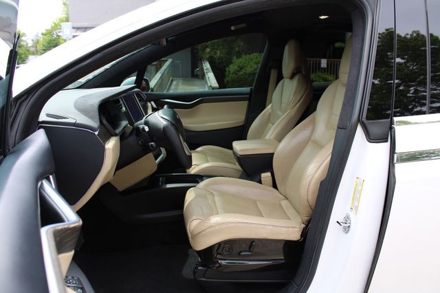 2016 Tesla Model X AWD 4dr 90D - 23024731 - 16