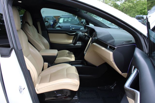 2016 Tesla Model X AWD 4dr 90D - 23024731 - 31