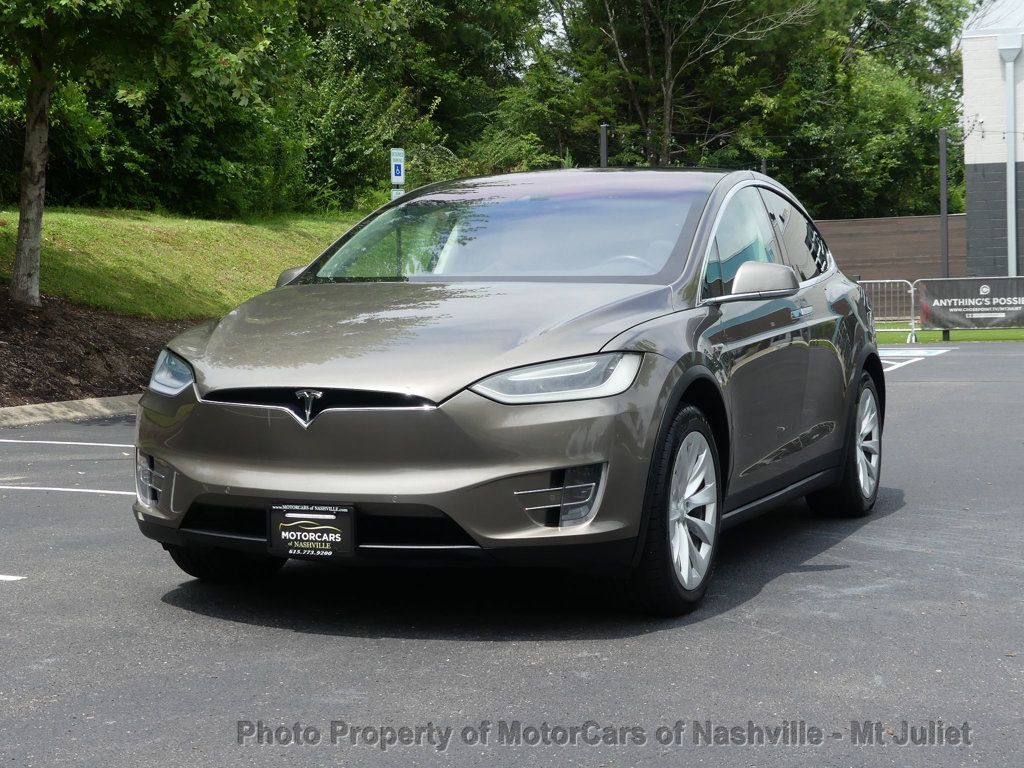 2016 Tesla Model X 90D photo 2