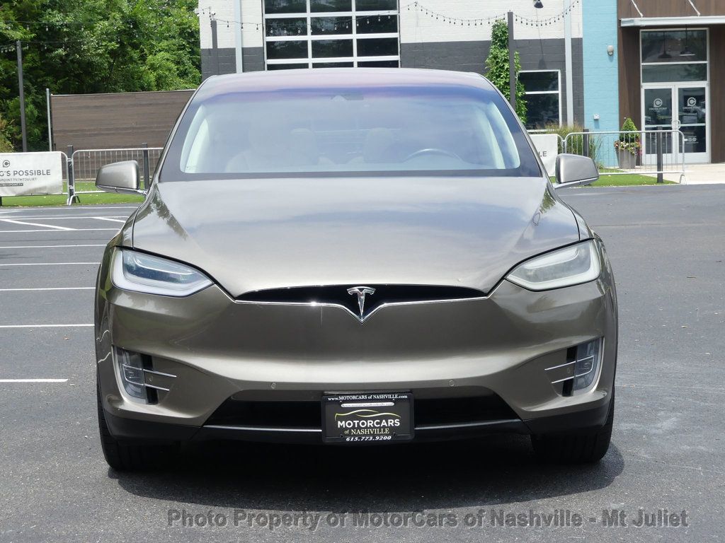 2016 Tesla Model X 90D photo 3