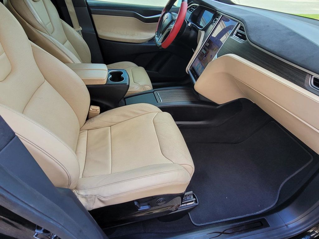2016 Tesla Model X P90D photo 12
