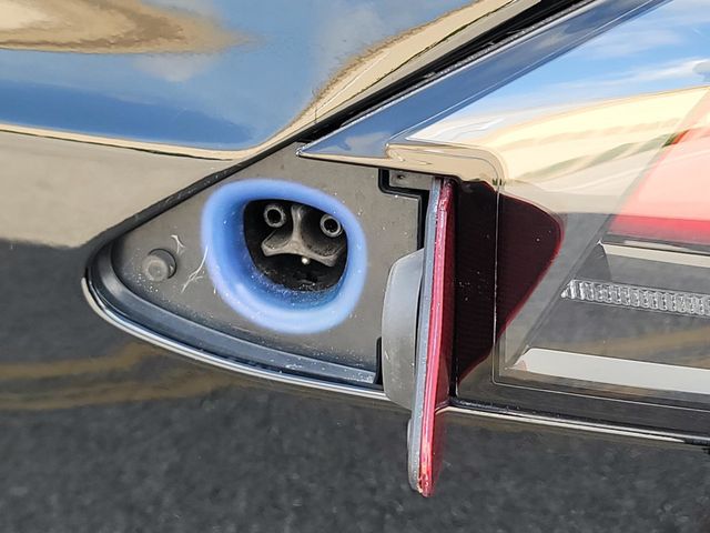 2016 Tesla Model X AWD 4dr P90D - 22835769 - 32