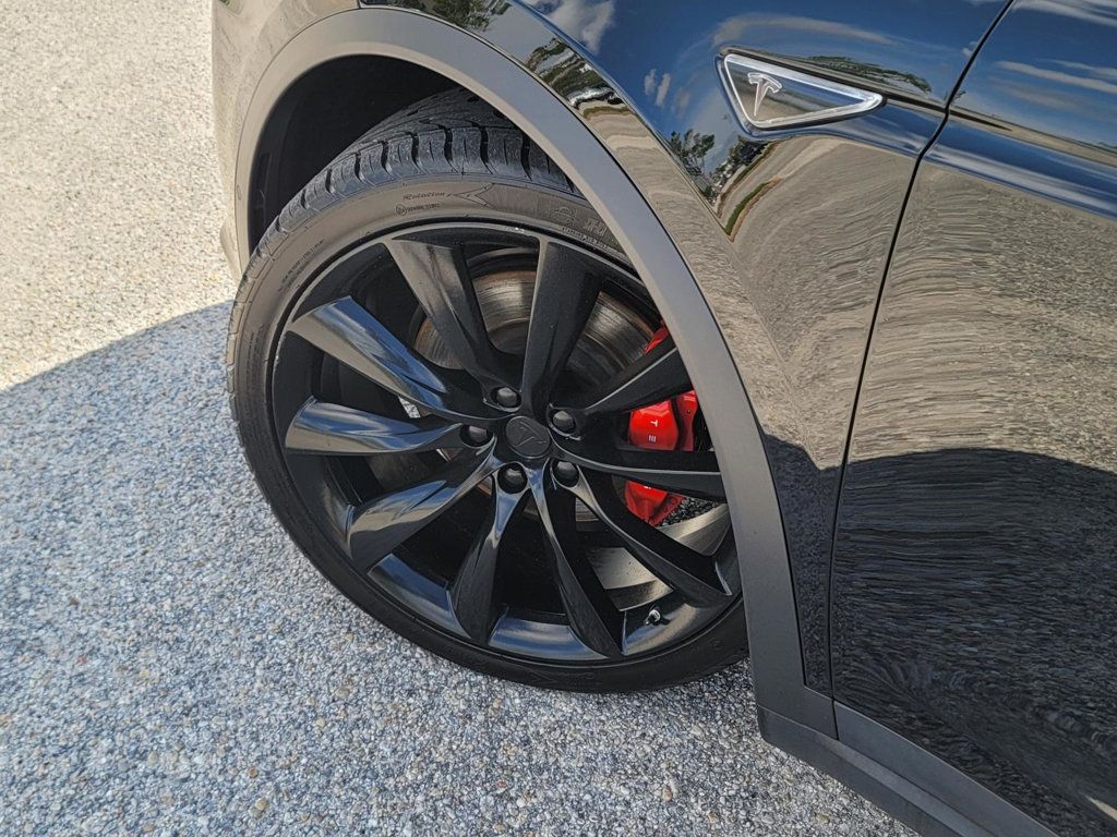 2016 Tesla Model X P90D photo 33