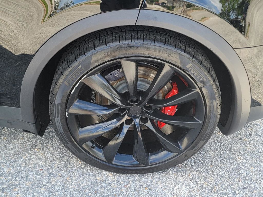 2016 Tesla Model X P90D photo 34