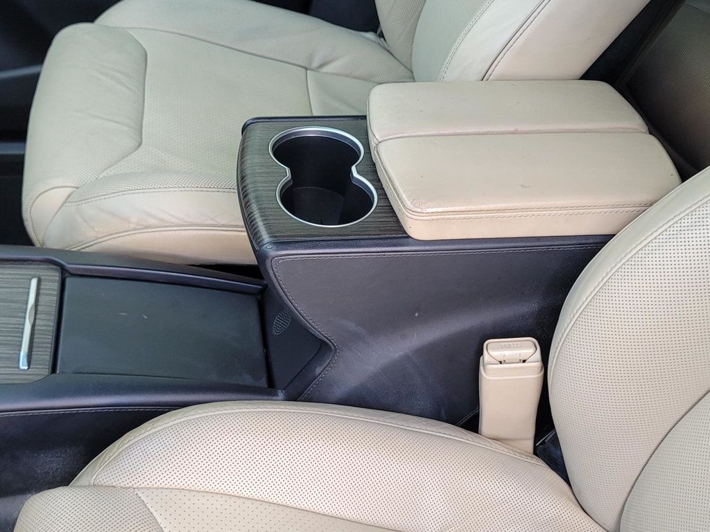 2016 Tesla Model X P90D photo 9