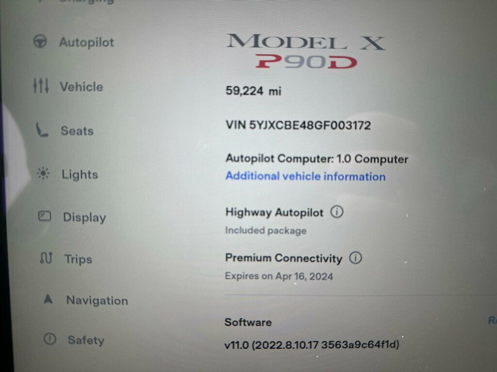 2016 Tesla Model X AWD 4dr P90D - 22347784 - 29