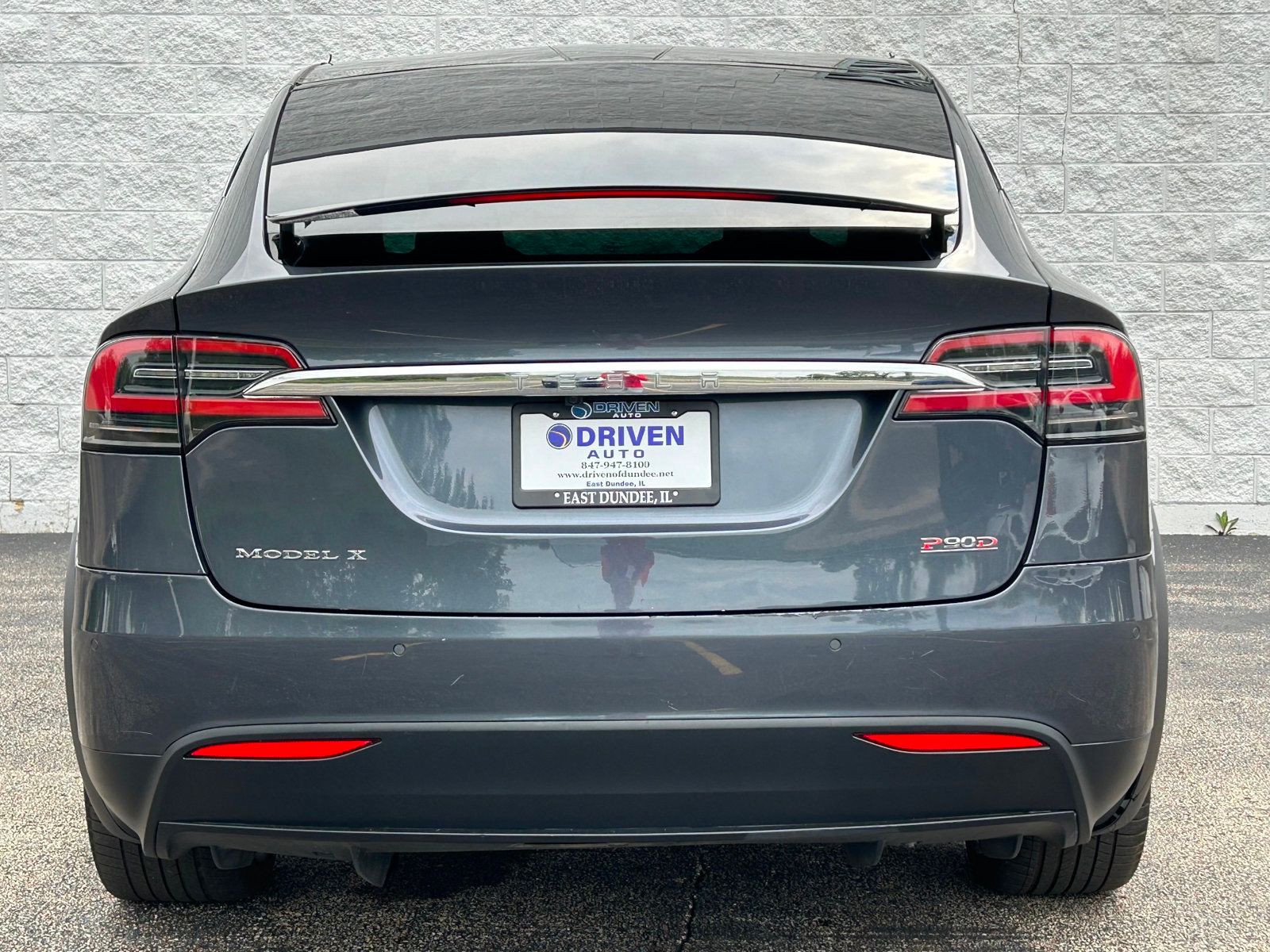 2016 Tesla Model X P90D photo 10