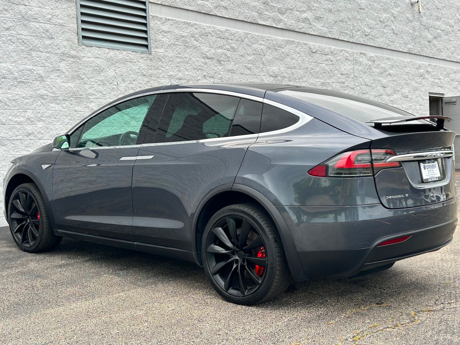 2016 Tesla Model X P90D photo 14