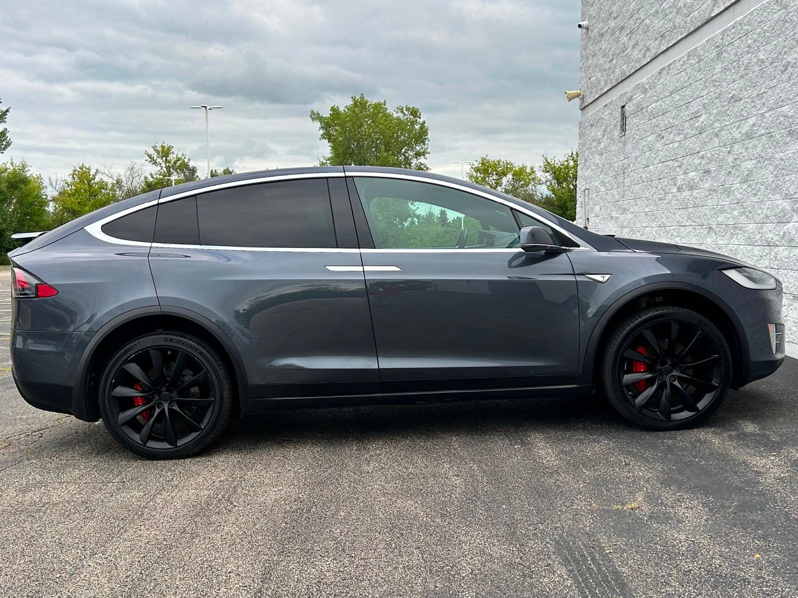 2016 Tesla Model X P90D photo 15