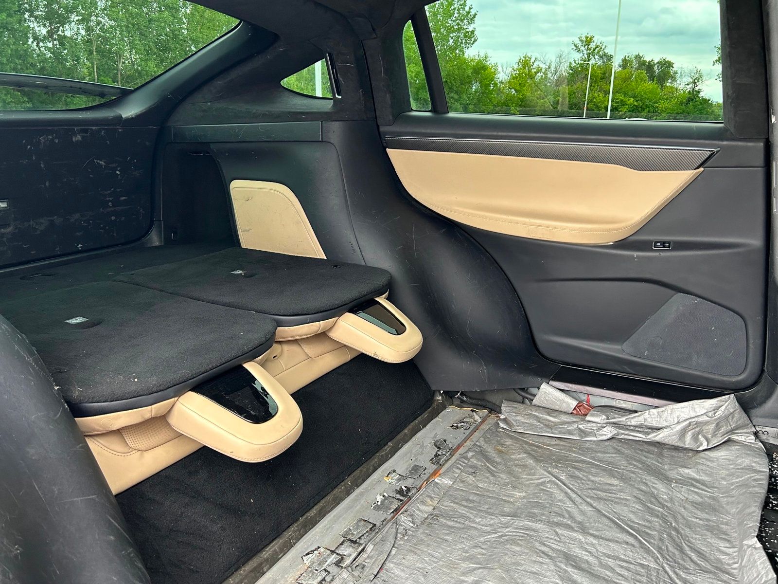 2016 Tesla Model X P90D photo 20
