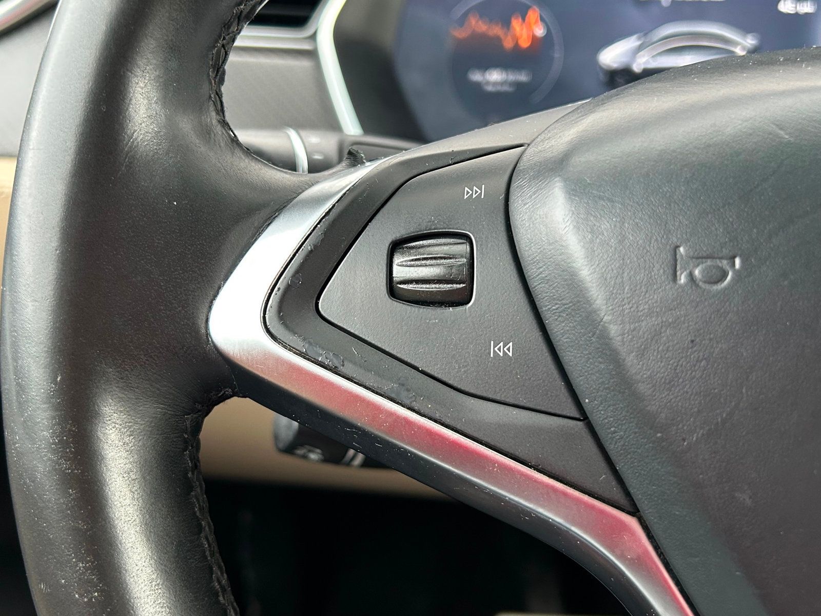 2016 Tesla Model X P90D photo 23