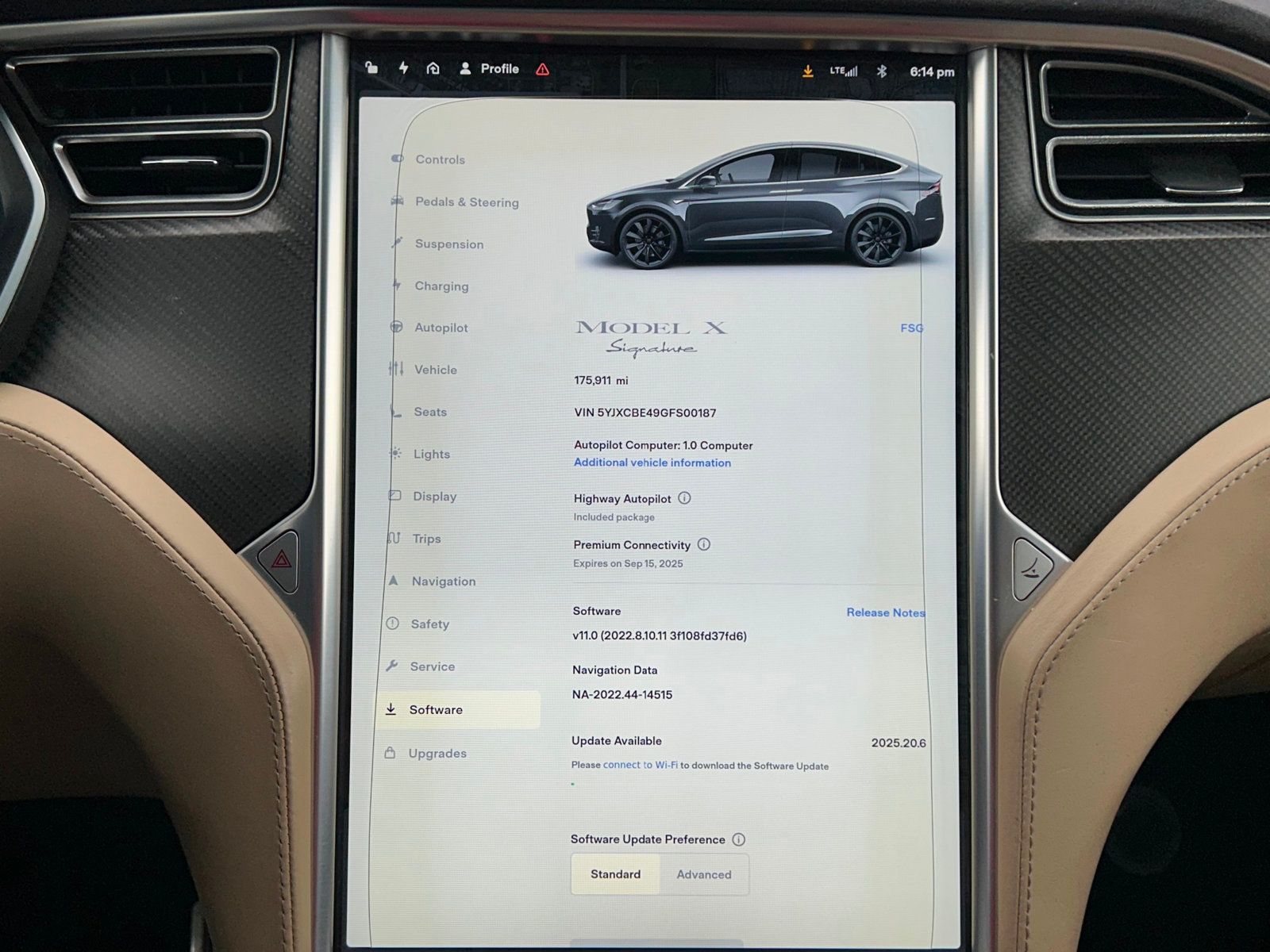 2016 Tesla Model X P90D photo 29