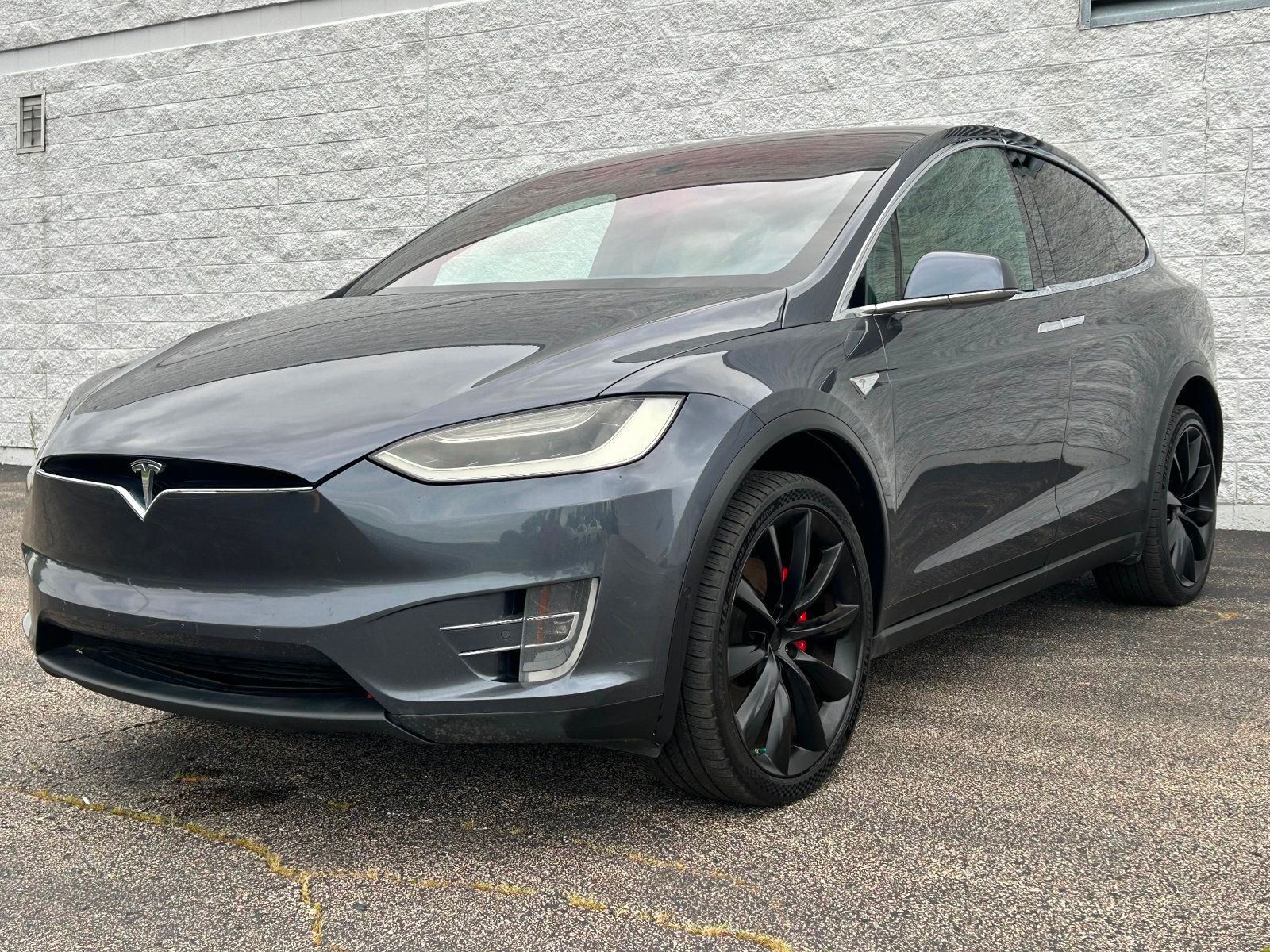 2016 Tesla Model X P90D photo 4