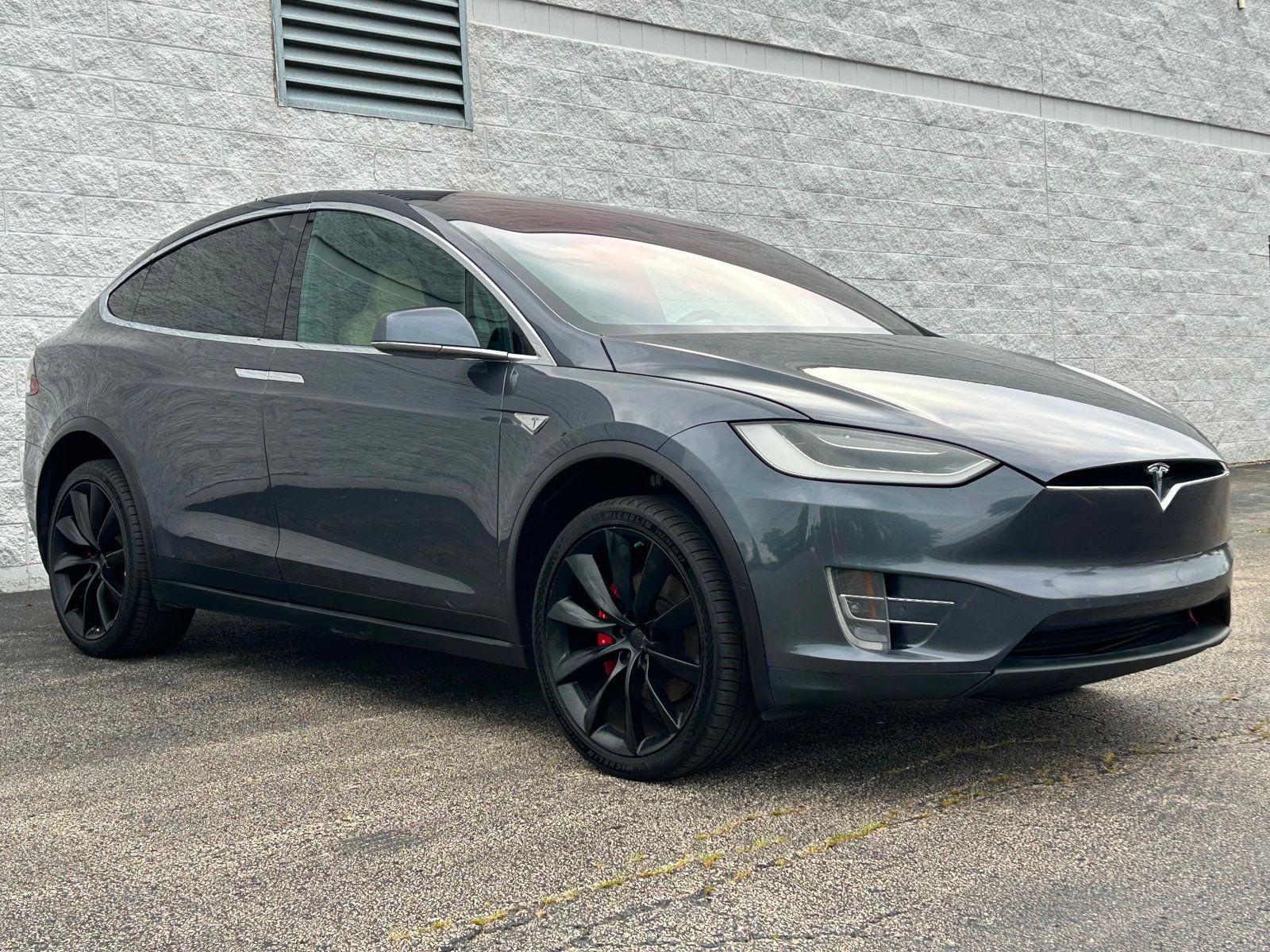 2016 Tesla Model X P90D photo 6