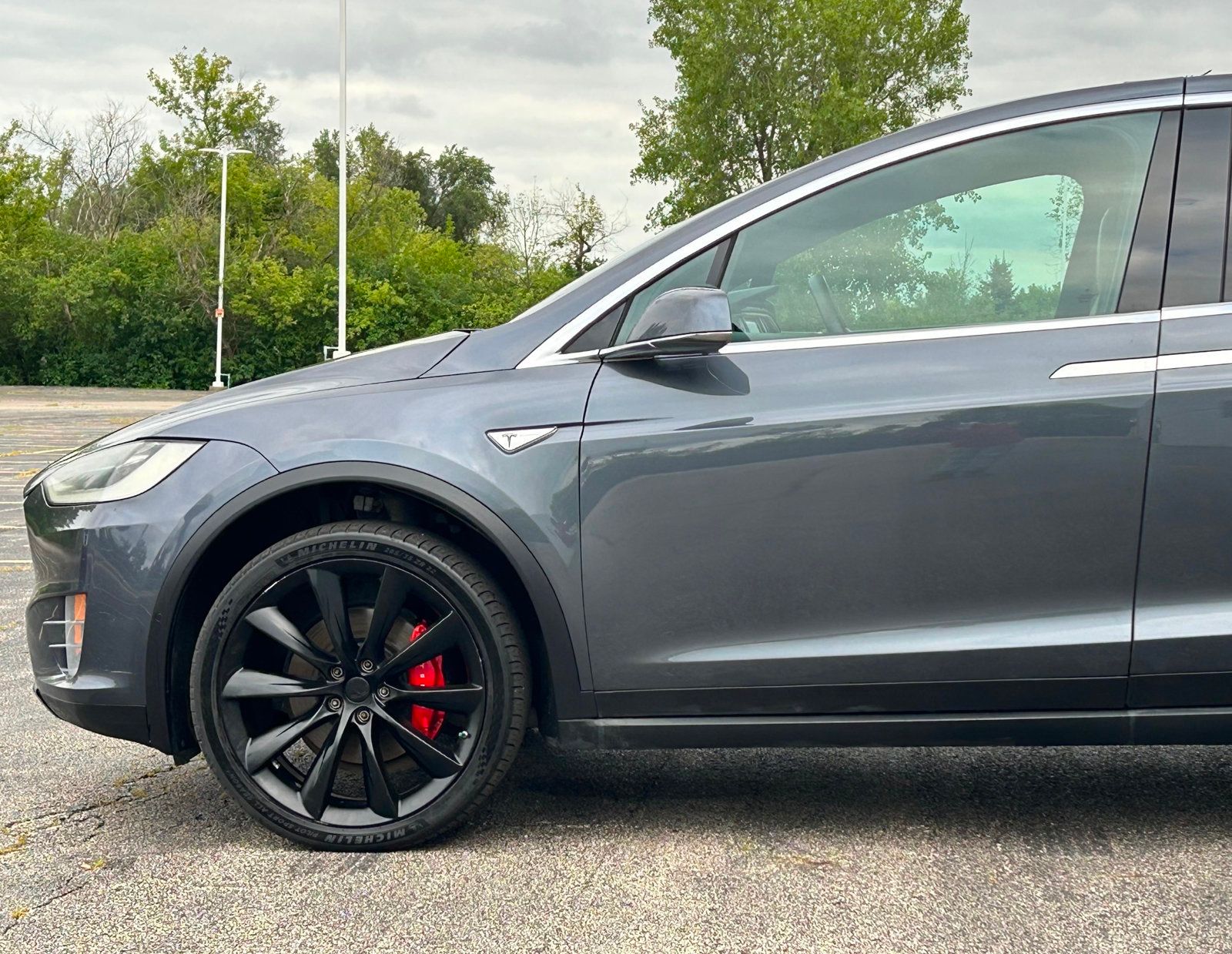 2016 Tesla Model X P90D photo 8
