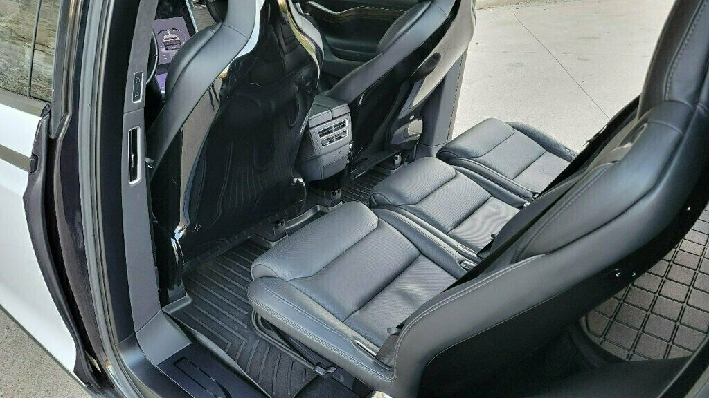 2016 Tesla Model X P90D, $150K Original MSRP!! Ludicrous Pack, 7 Passenger Seating - 22361878 - 24