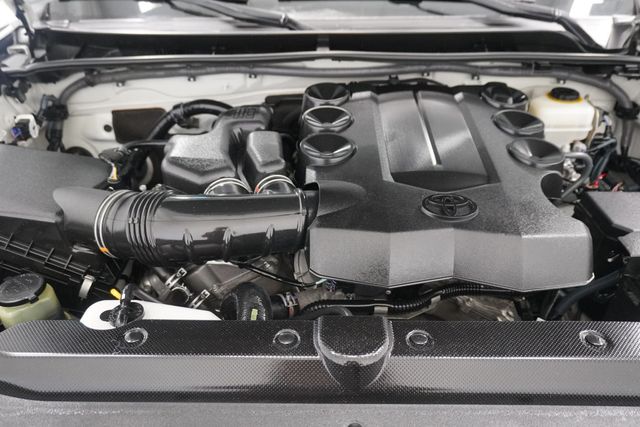 2016 Toyota 4Runner  - 22942240 - 34