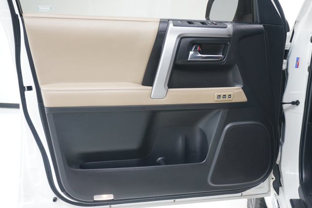 2016 Toyota 4Runner  - 23010918 - 16