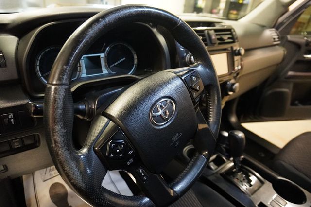 2016 Toyota 4Runner  - 23064043 - 9