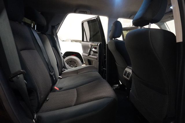 2016 Toyota 4Runner  - 23064043 - 13