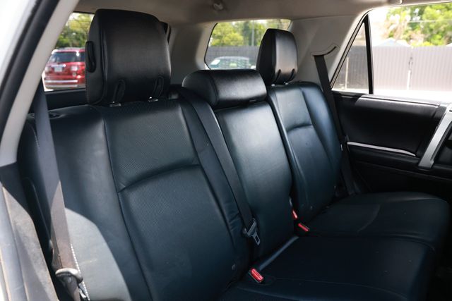2016 Toyota 4Runner  - 23031862 - 16