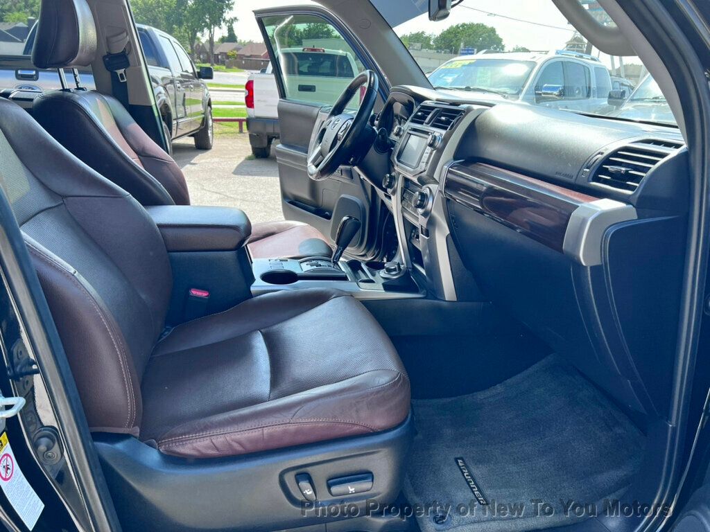 2016 Toyota 4Runner V6 Limited photo 10