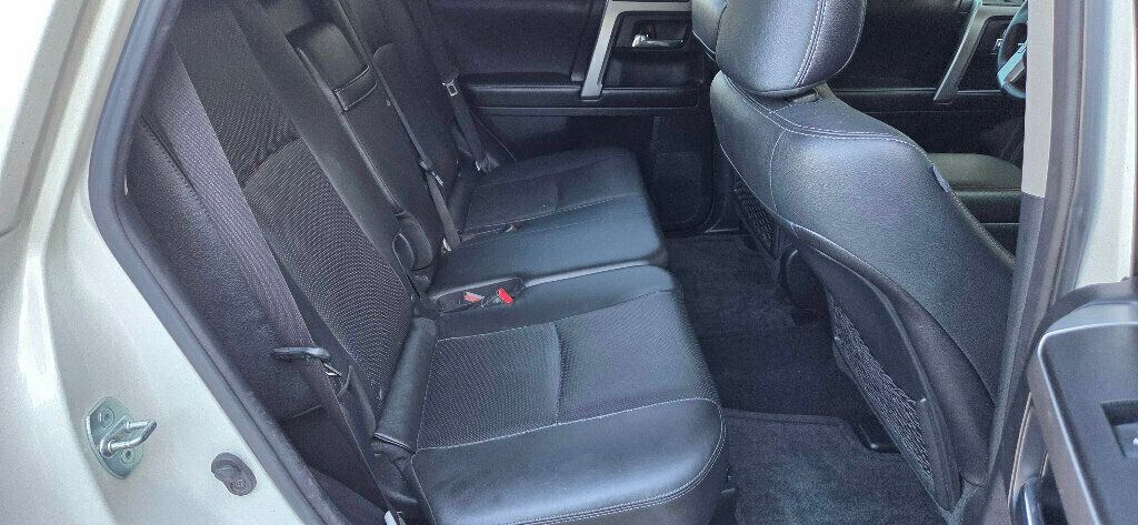 2016 Toyota 4Runner 4WD 4dr V6 Limited - 23026516 - 17