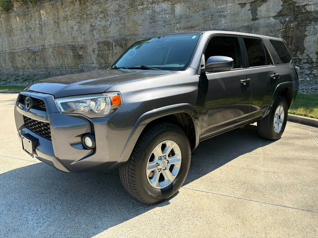 2016 Toyota 4Runner 4WD 4dr V6 SR5 - 23057495 - 9