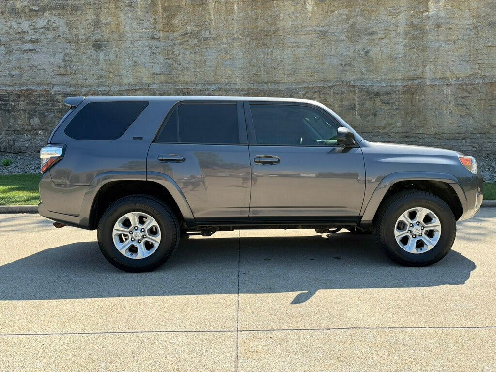 2016 Toyota 4Runner 4WD 4dr V6 SR5 - 23057495 - 1