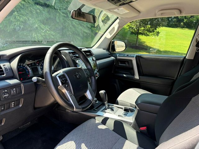2016 Toyota 4Runner 4WD 4dr V6 SR5 - 23057495 - 33