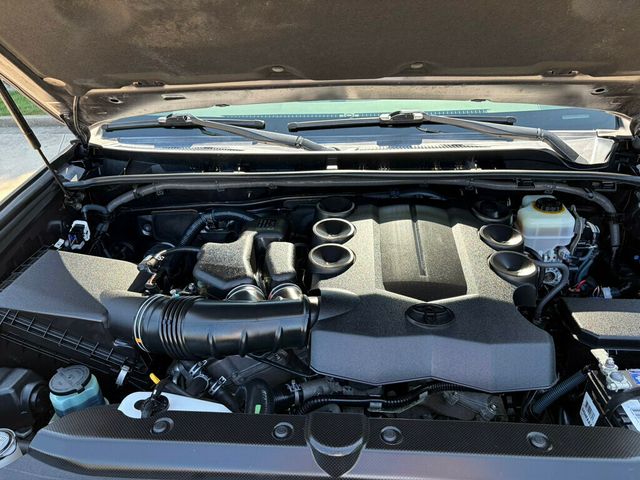 2016 Toyota 4Runner 4WD 4dr V6 SR5 - 23057495 - 42