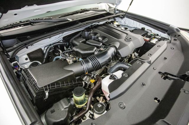 2016 Toyota 4Runner 4WD 4dr V6 SR5 - 22974300 - 44