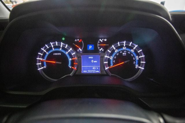 2016 Toyota 4Runner 4WD 4dr V6 SR5 - 22974300 - 4