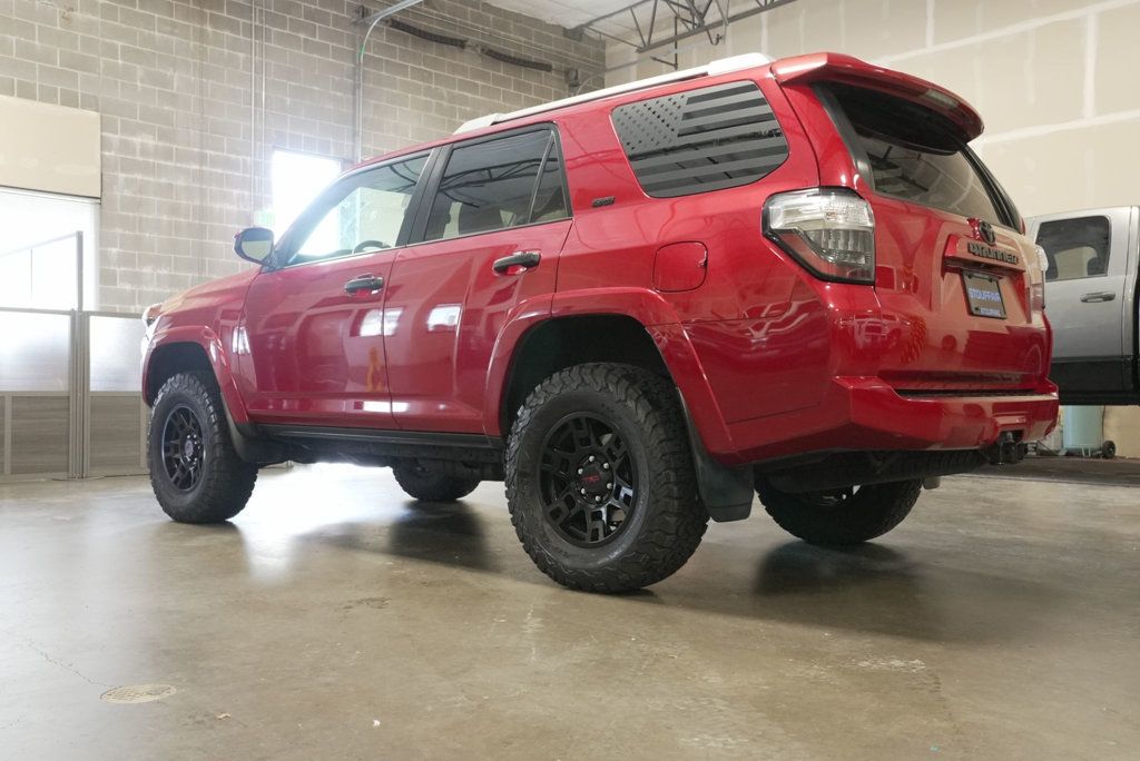 2016 Toyota 4Runner SR5 Premium photo 3