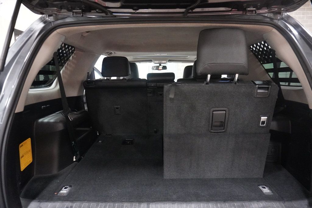 2016 Toyota 4Runner SR5 Premium photo 14