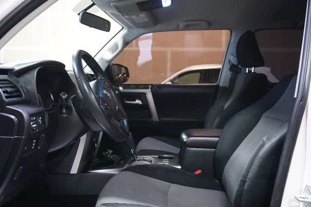 2016 Toyota 4Runner 4WD 4dr V6 SR5 Premium - 23022648 - 6