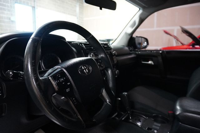 2016 Toyota 4Runner 4WD 4dr V6 Trail - 23034383 - 10