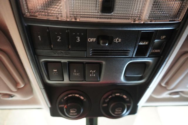 2016 Toyota 4Runner 4WD 4dr V6 Trail Premium - 22922398 - 9