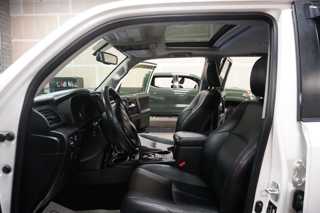 2016 Toyota 4Runner Trail Premium photo 5