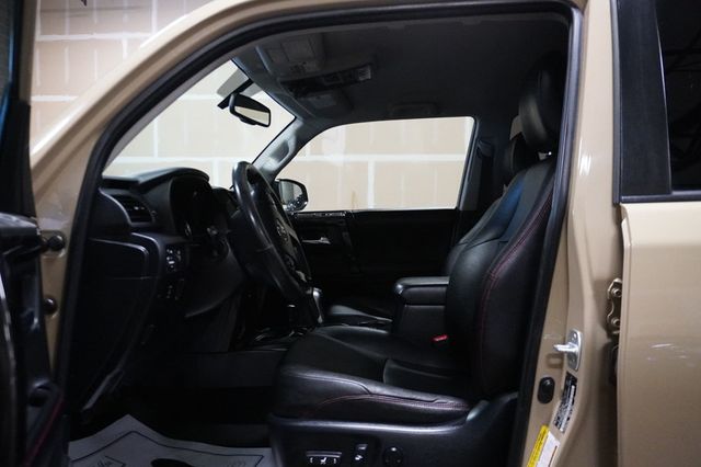 2016 Toyota 4Runner 4WD 4dr V6 TRD Pro - 23047132 - 8