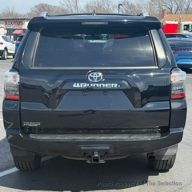 2016 Toyota 4Runner 4WD V6 SR5 W/3RD ROW SEATING PACKAGE - 22999024 - 12