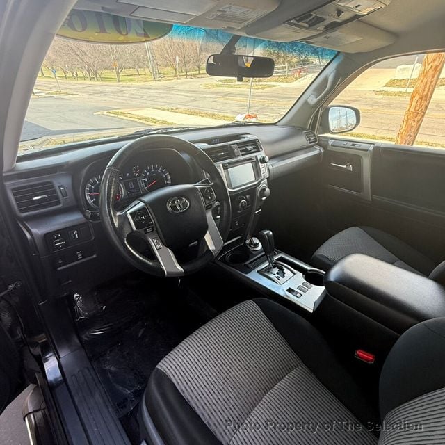 2016 Toyota 4Runner 4WD V6 SR5 W/3RD ROW SEATING PACKAGE - 22999024 - 24